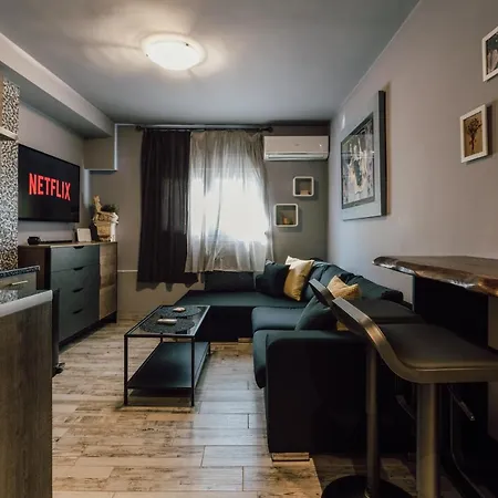 Lef Lodging Thessaloniki Buitenkant foto